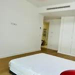 Prime - Shared Pool - 6 Guests - شقة *